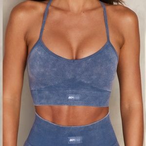 BO+TEE NWT OXYGEN SEAMLESS ACID WASH SPORTS BRA IN INDIGO